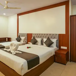 3* Hotel Royal Plaza
